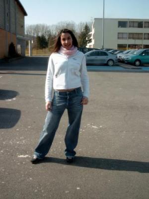 �LL� C KARIMA UN� M�UF ALGERAINNE TROP COOL disant HYP�R COOL OK C TT�S C� QU� J� C SUR TOI KARIMA